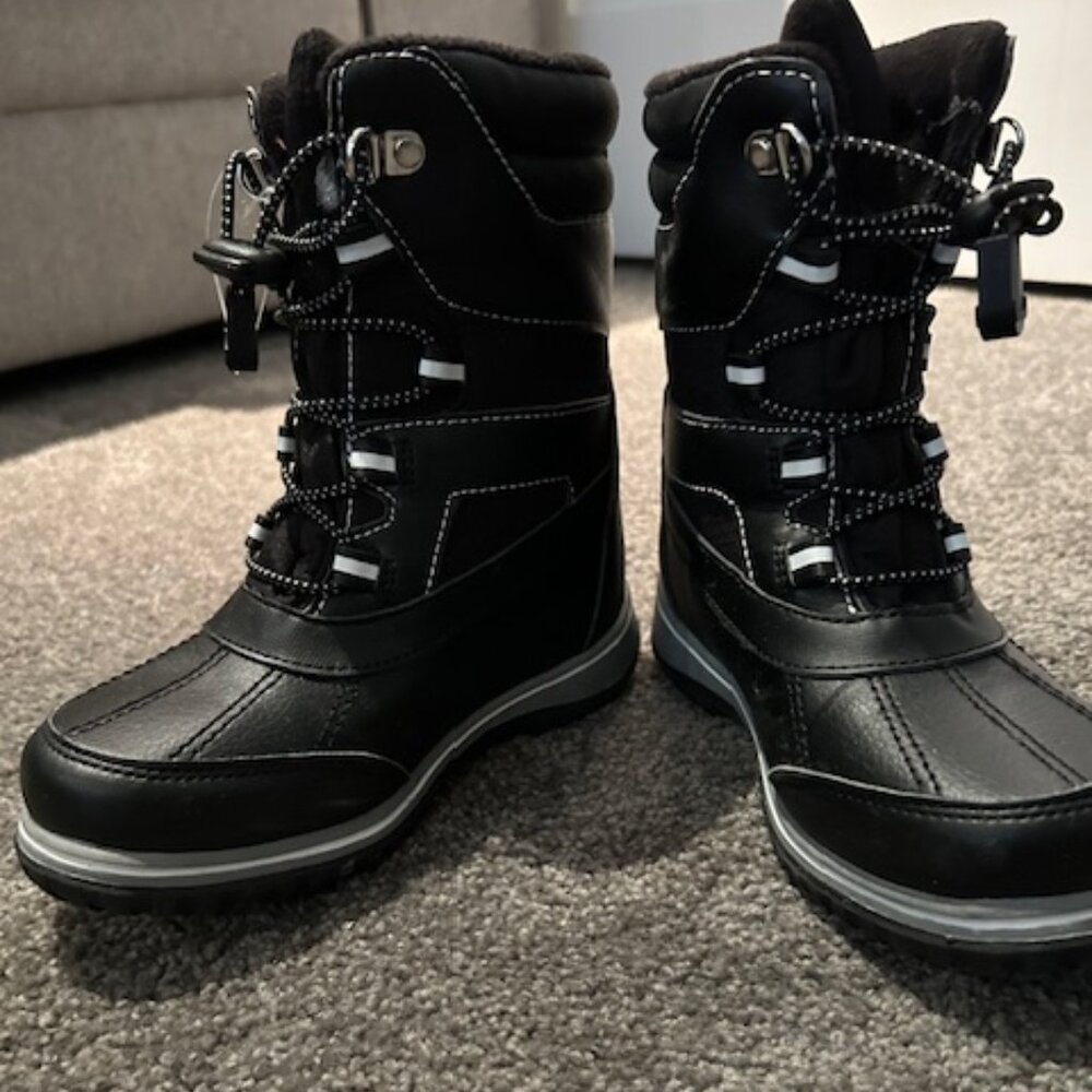 Totes Waterproof winter boots - size 1